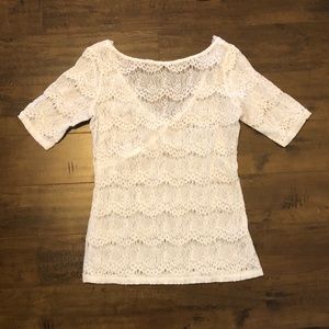 White lace Guess top